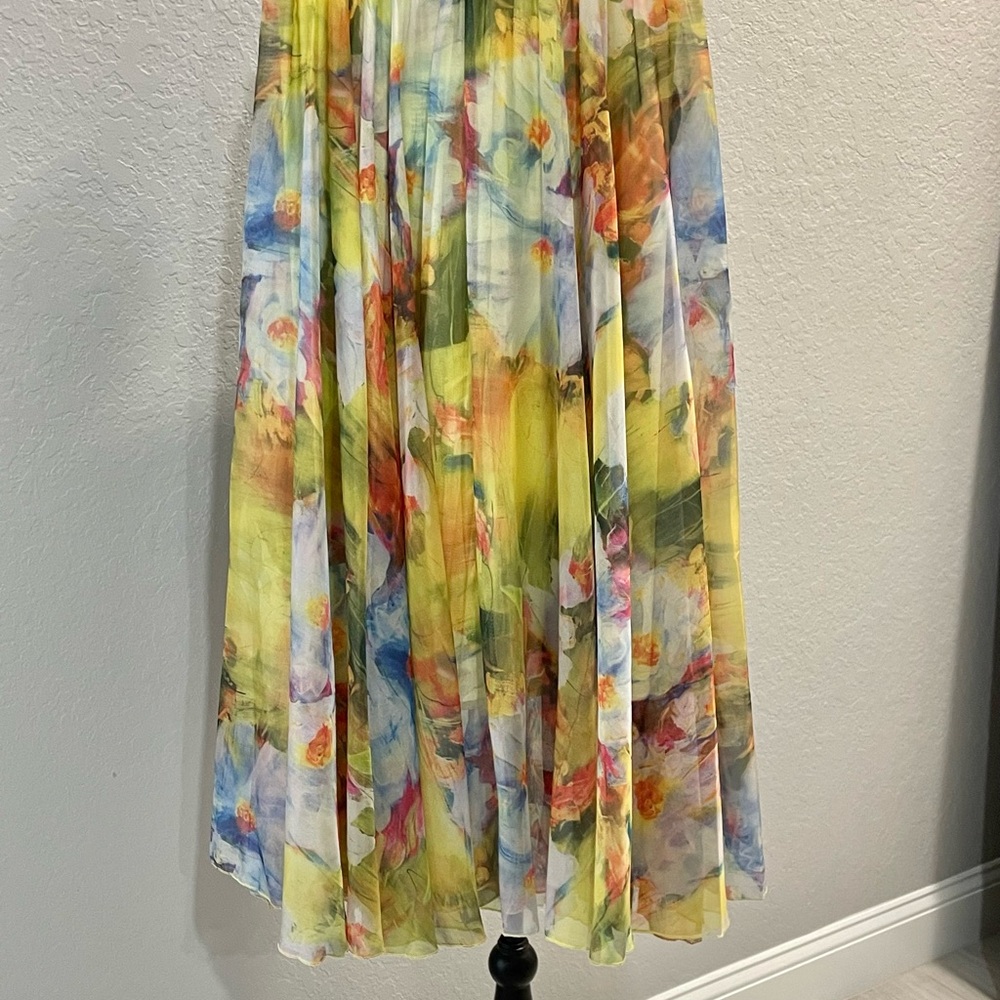 Woman’s Chiffon Floral Multicolor Maxi Skirt- US M - Picture 3 of 9